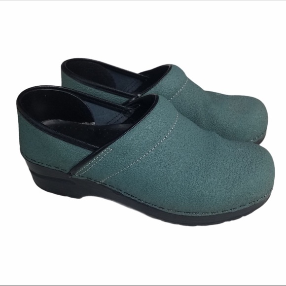 Dansko Textured Professional Clogs 37